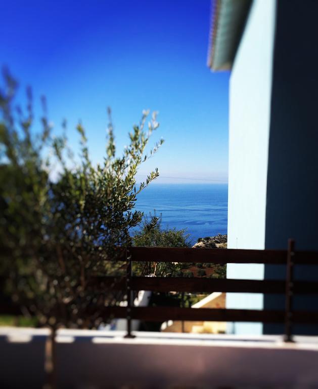 Yades Villas Athánion الغرفة الصورة
